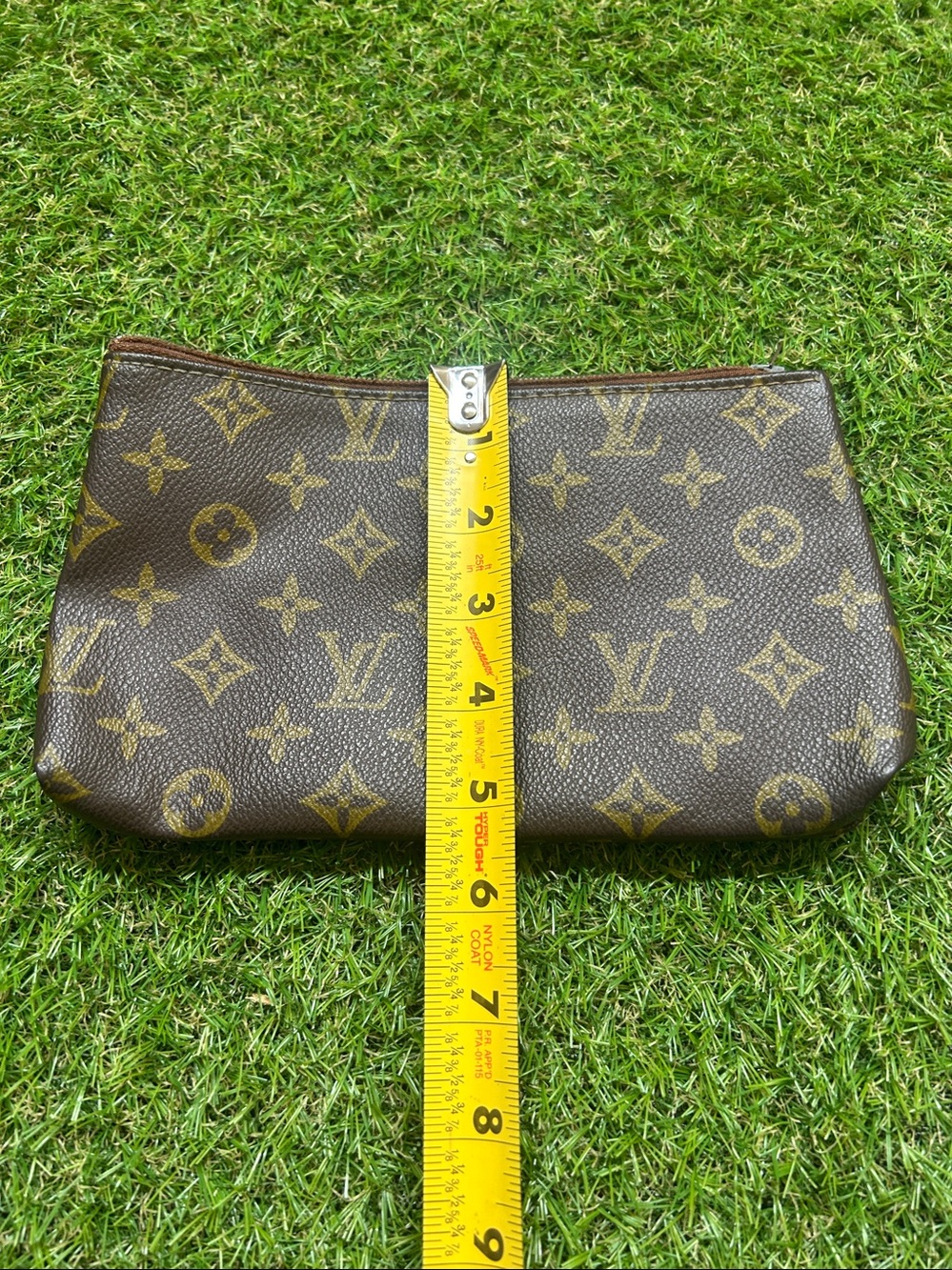 Authentic Louis Vuitton - Picture 4 of 8